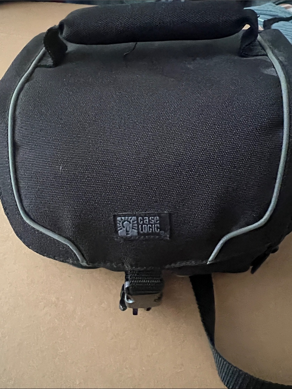 Case Logic Black Compact Messenger Camera Bag